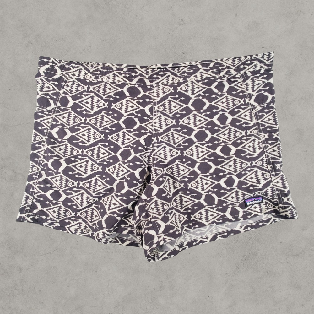 Patagonia Baggies Shorts Womens Medium Gray Fish Geometric Print 5 Inch Inseam